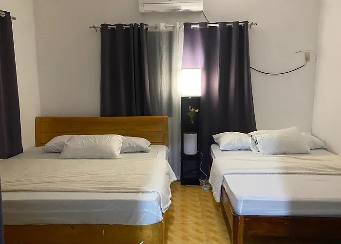 Nomads Retreat House *
